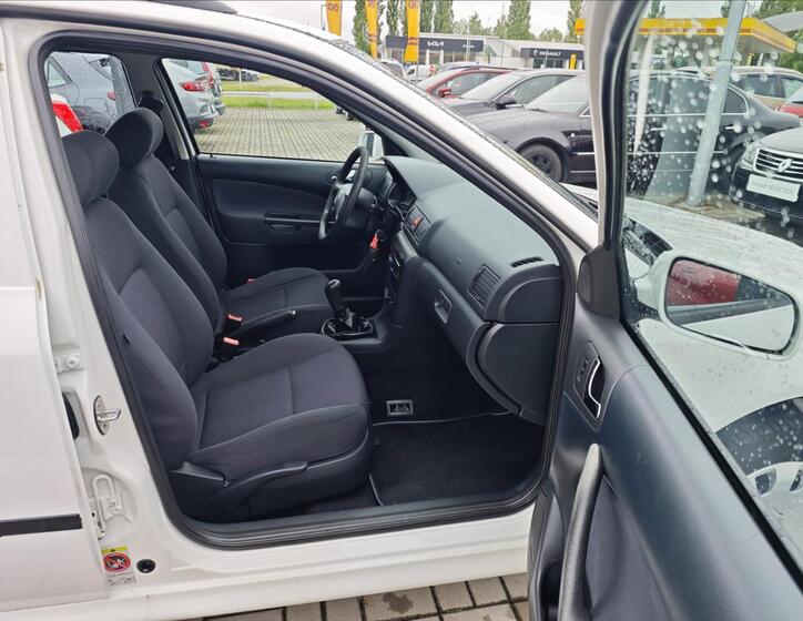 Škoda Octavia 14