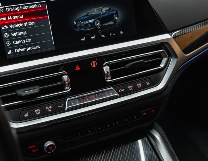 BMW M4 16