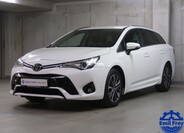 Toyota Avensis 1