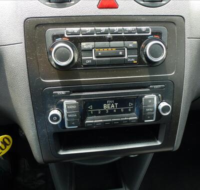 Volkswagen Caddy 33