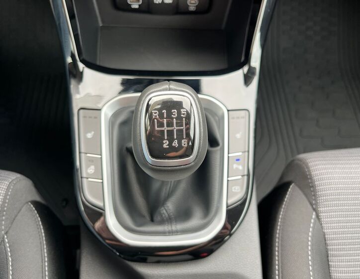 Hyundai i30 27