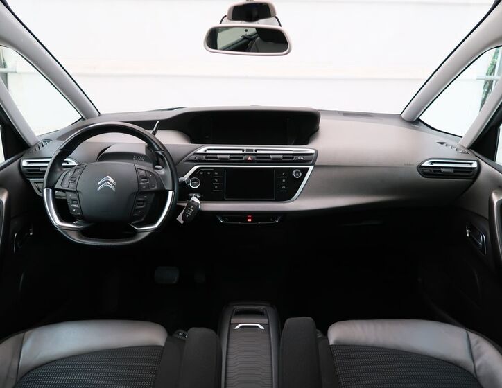 Citroën Grand C4 SpaceTourer 21