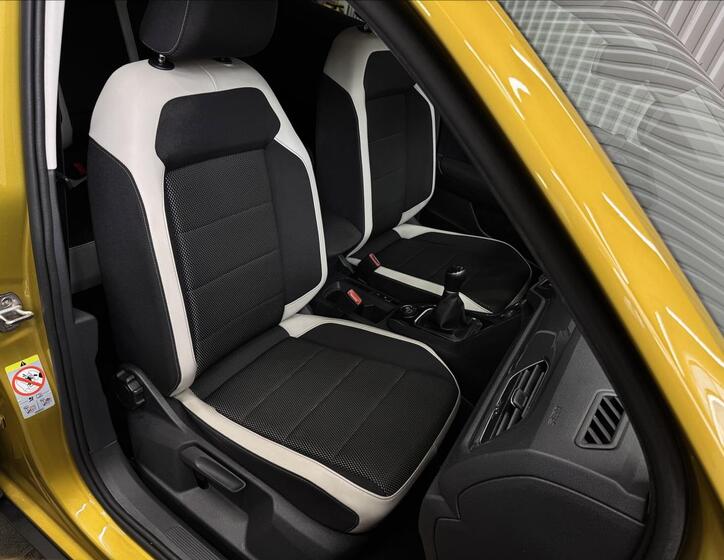 Volkswagen T-Roc 39