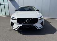 Volvo XC60 8