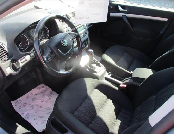 Škoda Octavia 16