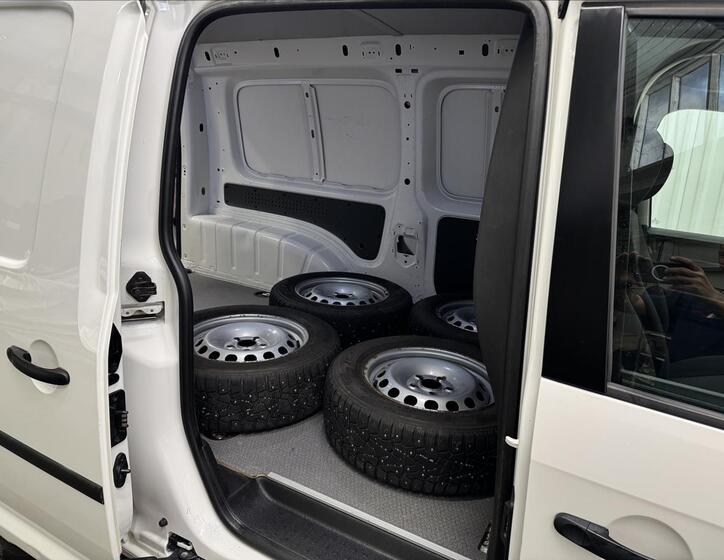 Volkswagen Caddy 33