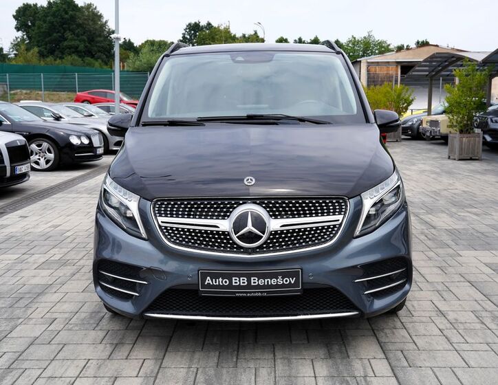 Mercedes-Benz Třídy V 1