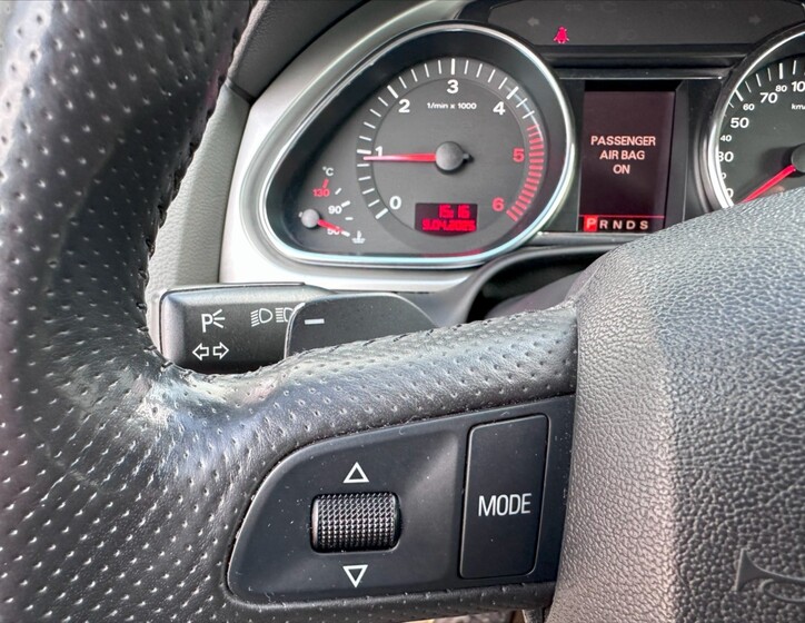 Audi Q7 22