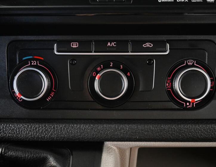 Volkswagen Transporter 19