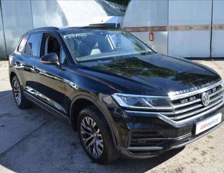 Volkswagen Touareg 3