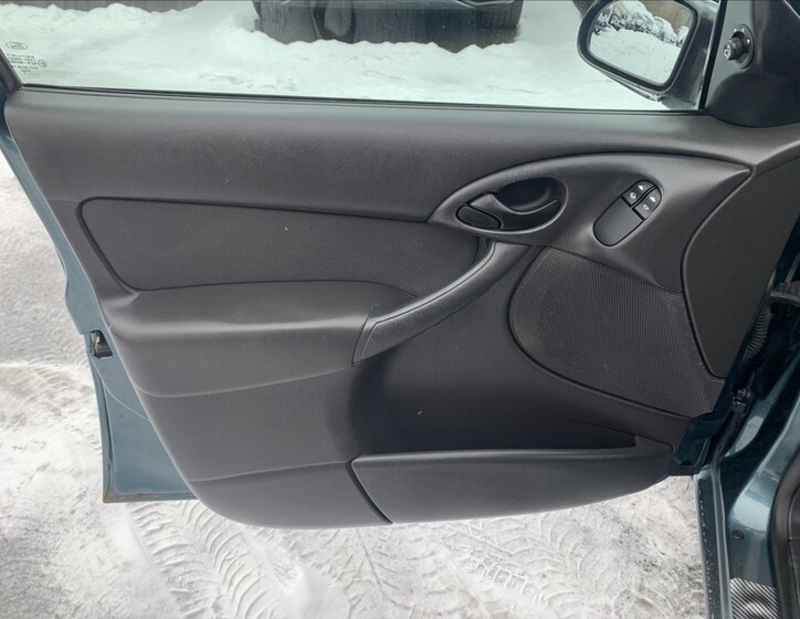 Ford Focus 14