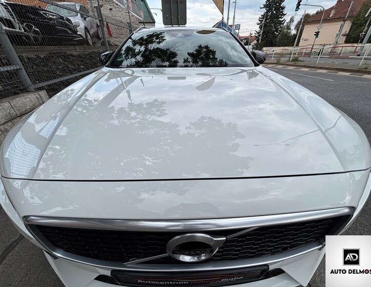 Volvo V90 50