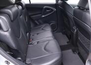 Toyota RAV4 13
