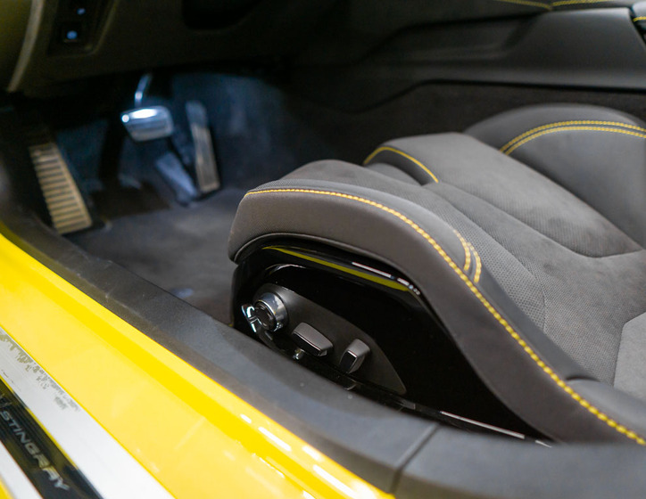 Chevrolet Corvette 17