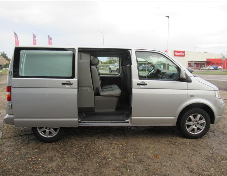 Volkswagen Transporter 16