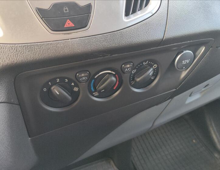 Ford Transit Custom 28