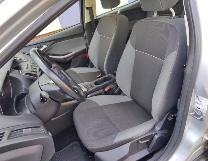 Ford Focus 11