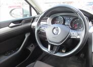 Volkswagen Passat 12