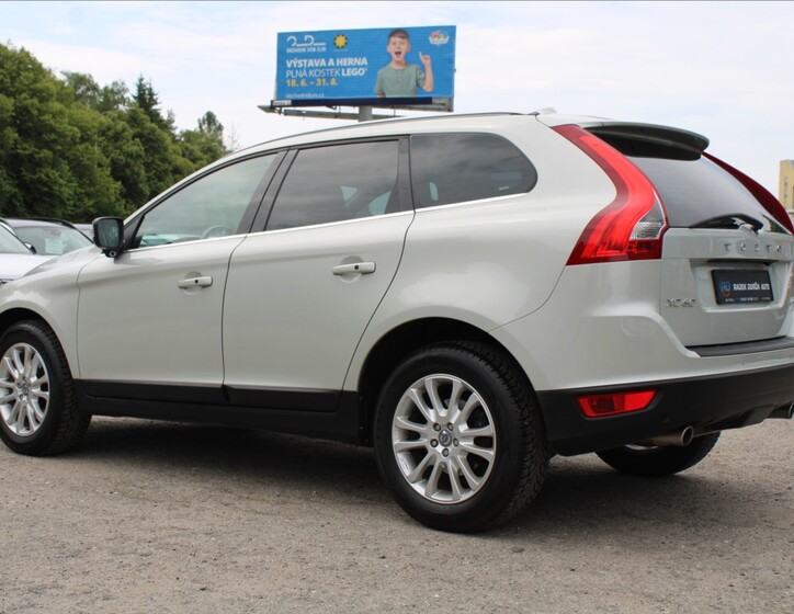 Volvo XC60 7