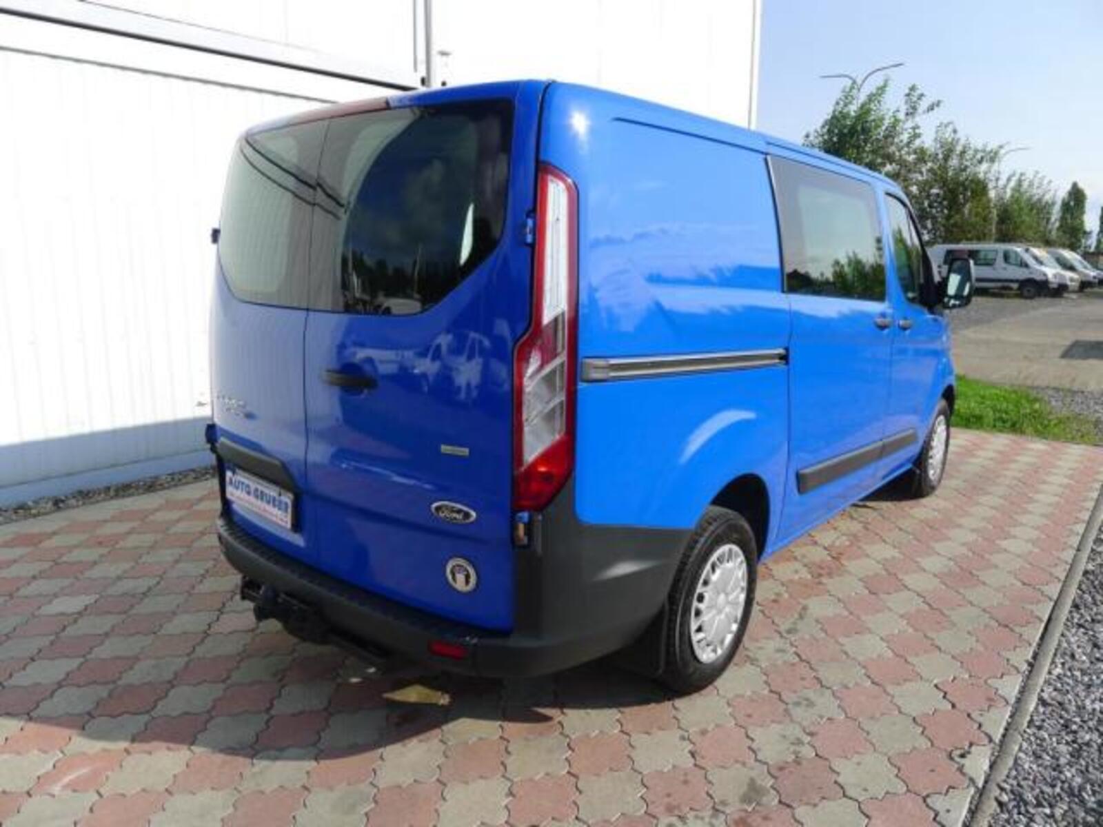 Ford Transit Custom 4
