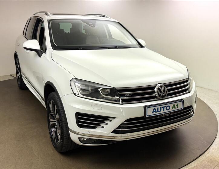Volkswagen Touareg 3
