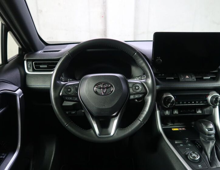 Toyota RAV4 17