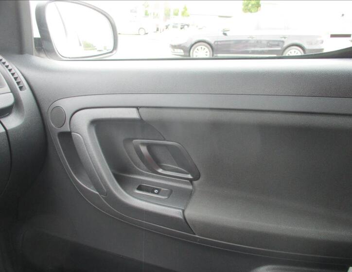Škoda Roomster 23