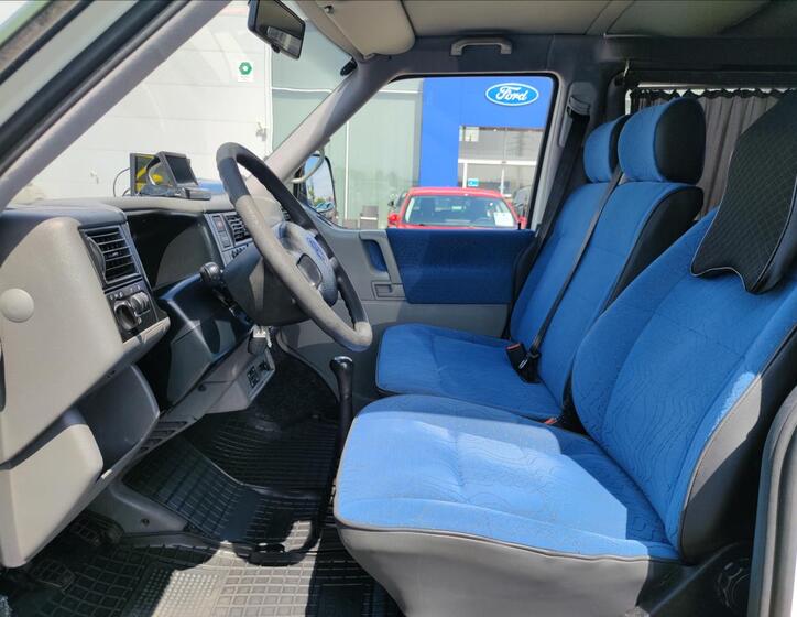 Volkswagen Transporter 29