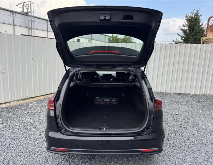 KIA Ceed 12