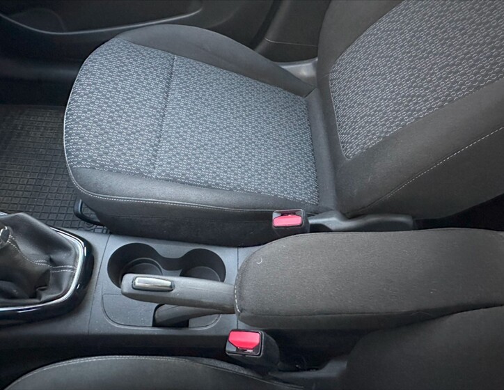 Opel Crossland X 28