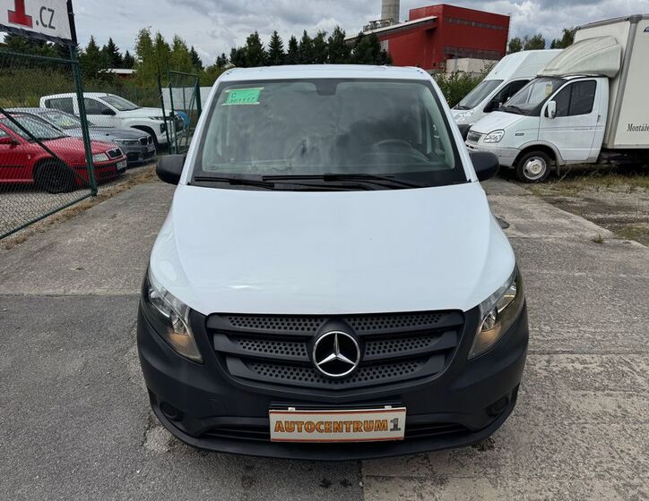 Mercedes-Benz Vito 2