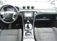 Ford S-MAX 12