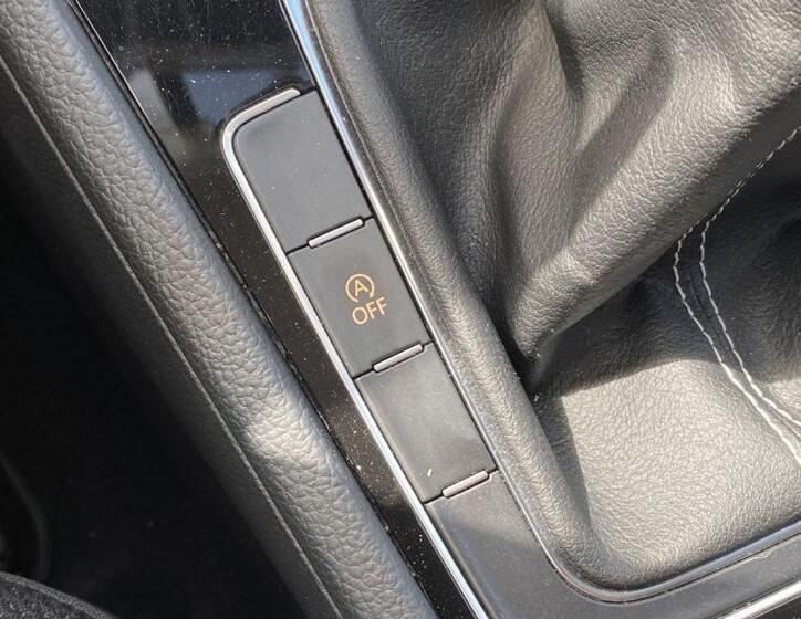 Volkswagen Golf 22