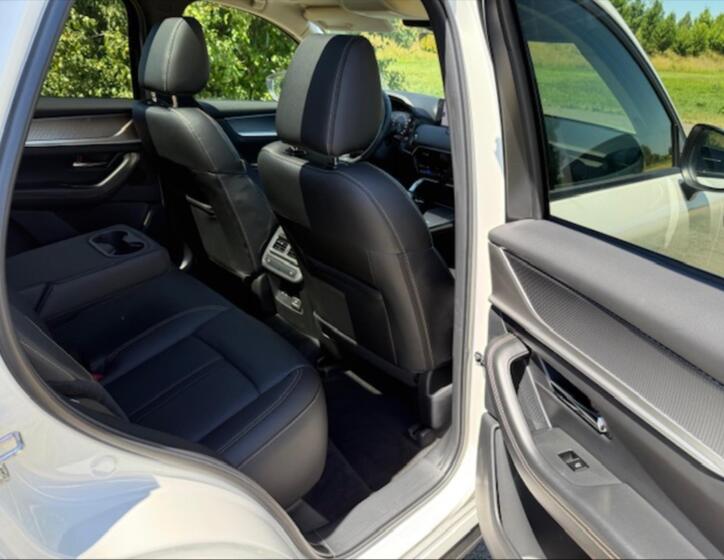 Mazda CX-60 8
