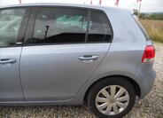 Volkswagen Golf 9
