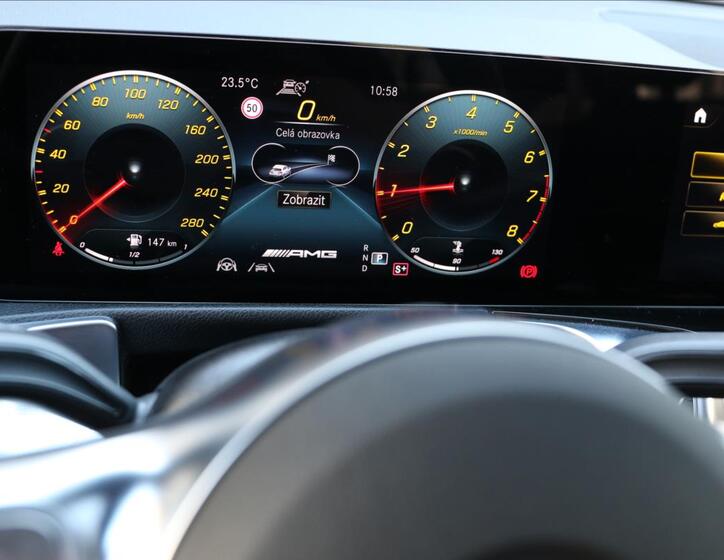 Mercedes-Benz GLB 37