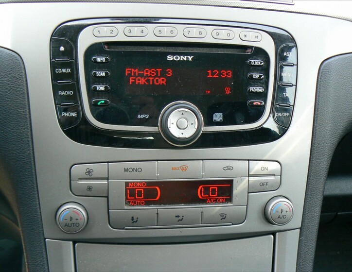 Ford S-MAX 14