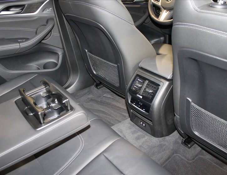 BMW X3 30