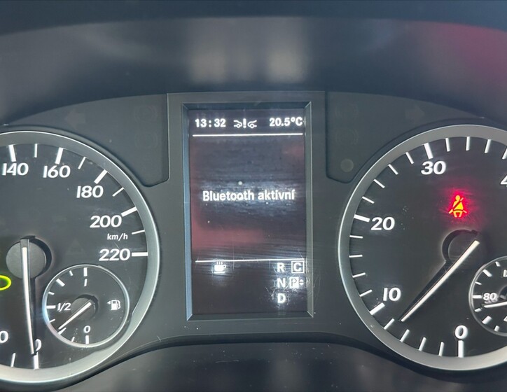 Mercedes-Benz Vito 26