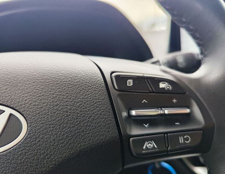 Hyundai i30 24