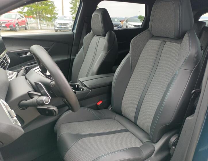 Peugeot 5008 13