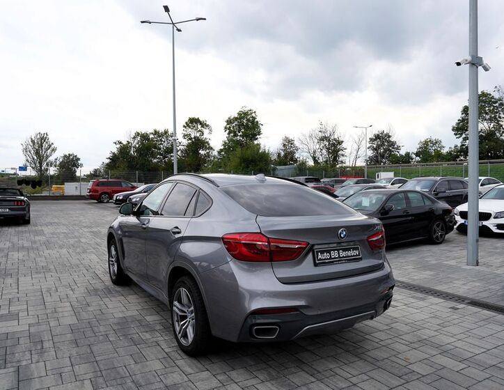 BMW X6 4
