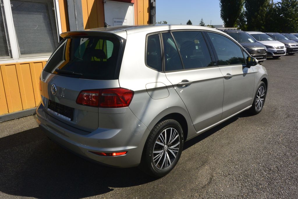Volkswagen Golf Sportsvan