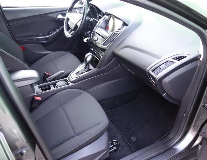 Ford Focus 28