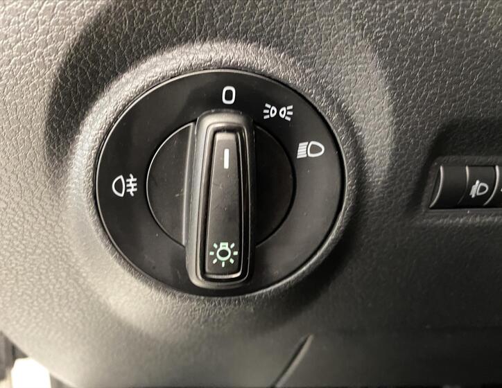 Škoda Fabia 19