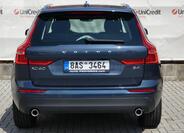 Volvo XC60 4