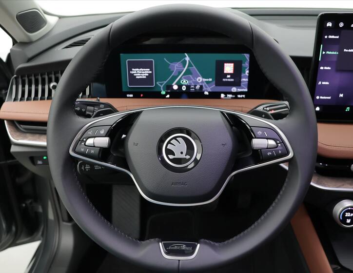 Škoda Superb 23