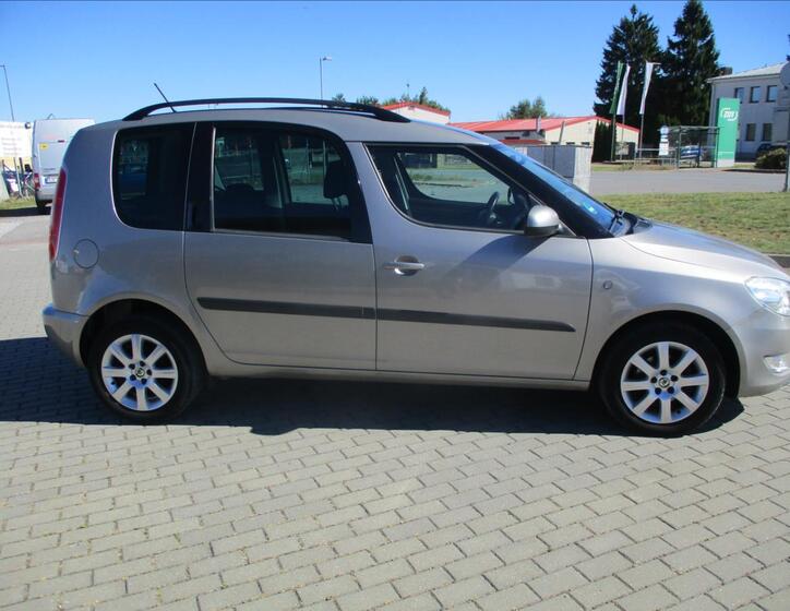 Škoda Roomster 5