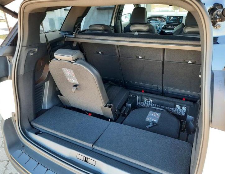 Peugeot 5008 7