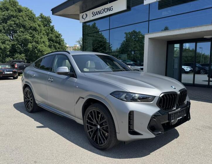 BMW X6 13